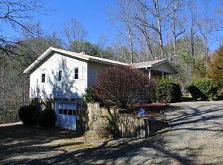 821 Laurel Dr, Franklin, NC 28734