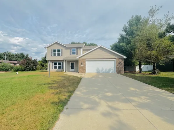 2102 Oakwood Dr, Warsaw, IN 46580