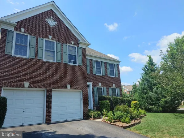 8950 Birch Bay Cir, Lorton, VA 22079