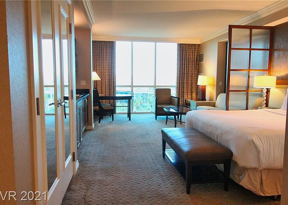 1st image of 125 E Harmon Ave #718