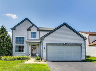 3423 Wilkes Dr, Naperville, IL 60564