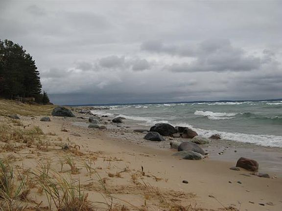 4th image of 5518 Lower Shore Dr