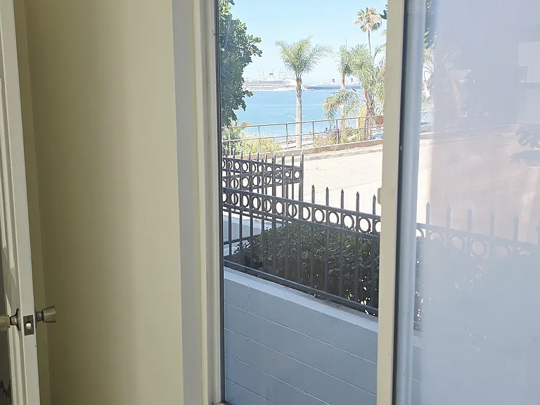 2230 E Ocean Blvd #8 — Photo 6