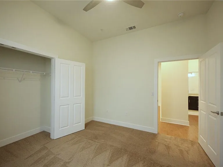2400 Louis Henna Blvd #108 — Photo 8