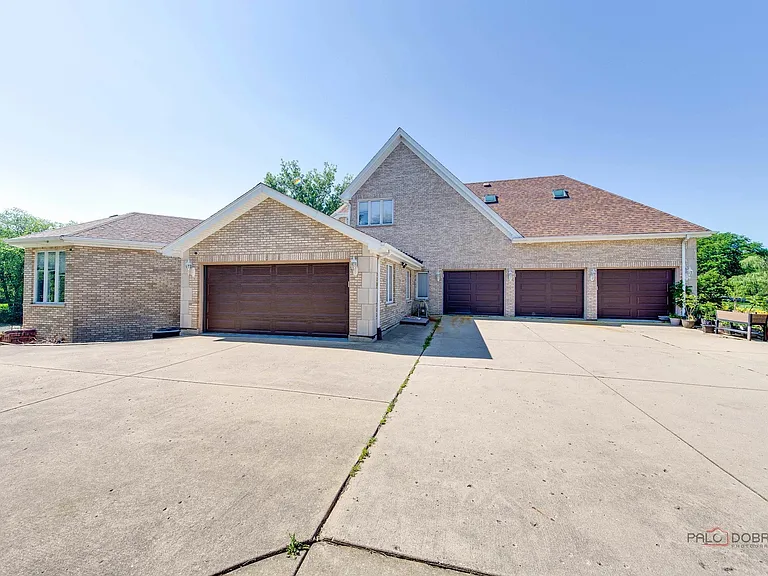 14 Pentwater Dr — Photo 47