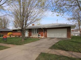 5283 Durwood Dr, Swartz Creek, MI 48473