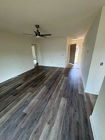 515 W F St — Photo 10
