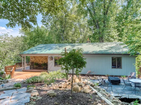 26054 Cornelius Dr, Abingdon, VA 24211