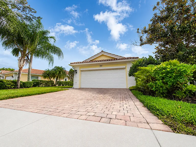 28869 Vermillion Ln — Photo 37