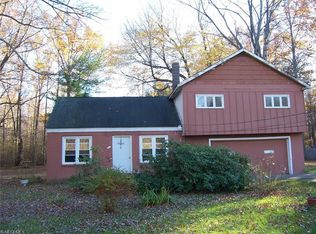 6592 W Maple Rd, Geneva, OH 44041