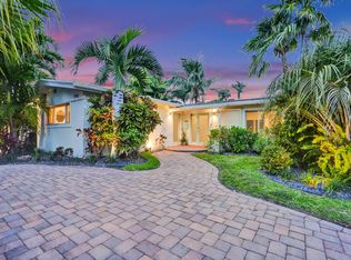 1743 NE 26th Dr, Wilton Manors, FL 33334