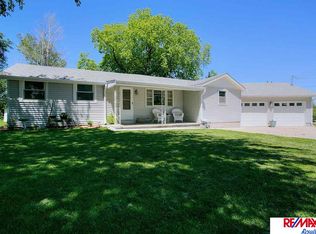79 Walnut St, Louisville, NE 68037