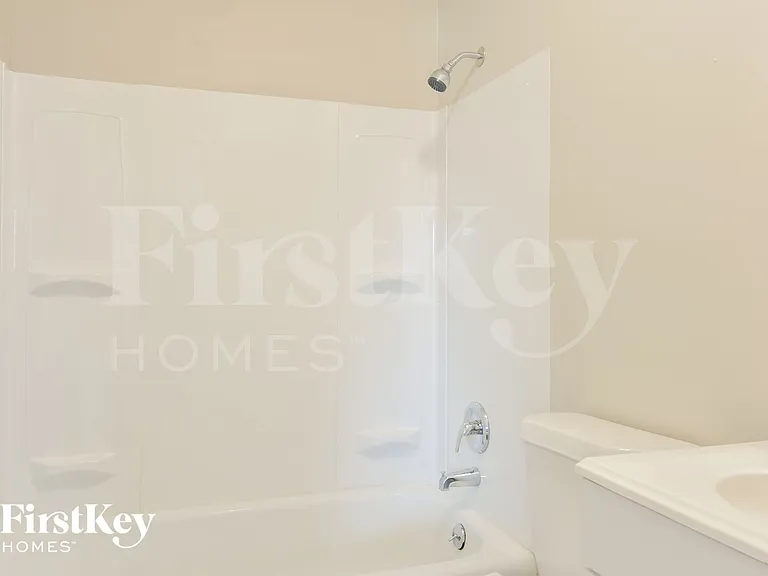 8 Oak Dr — Photo 12