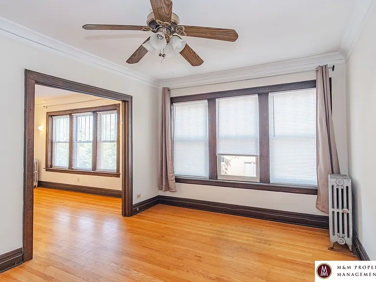 319 Harrison St — Photo 3