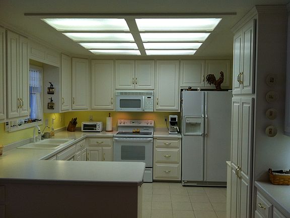 3rd image of 1571 Ponderosa Ave