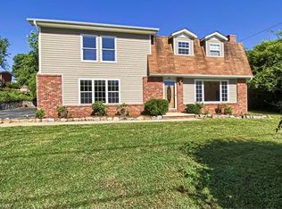 261 Clear Creek Rd, Hendersonville, NC 28792