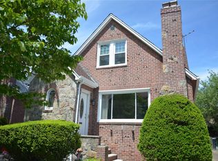 82-05 64th Rd, Middle Village, NY 11379