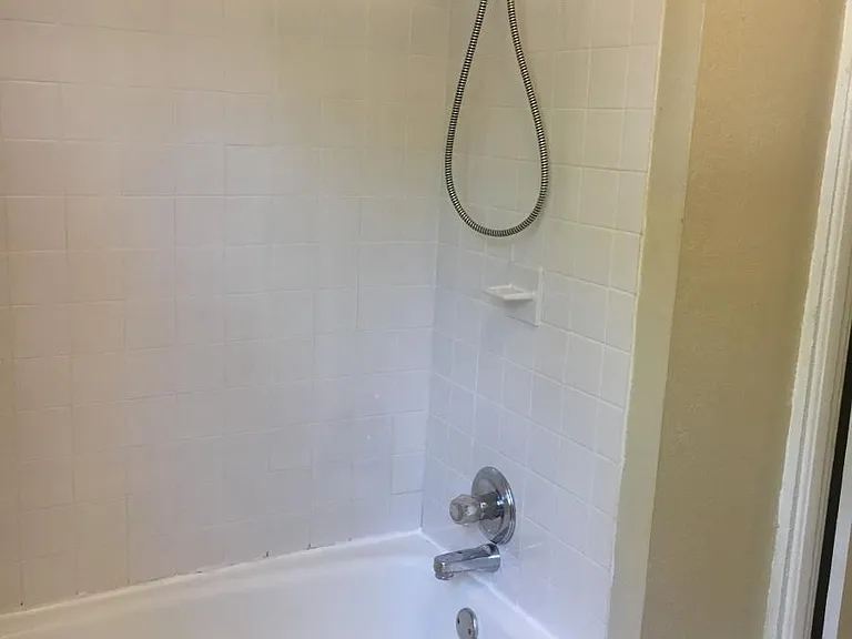 16 Gunnison Ave SW — Photo 13