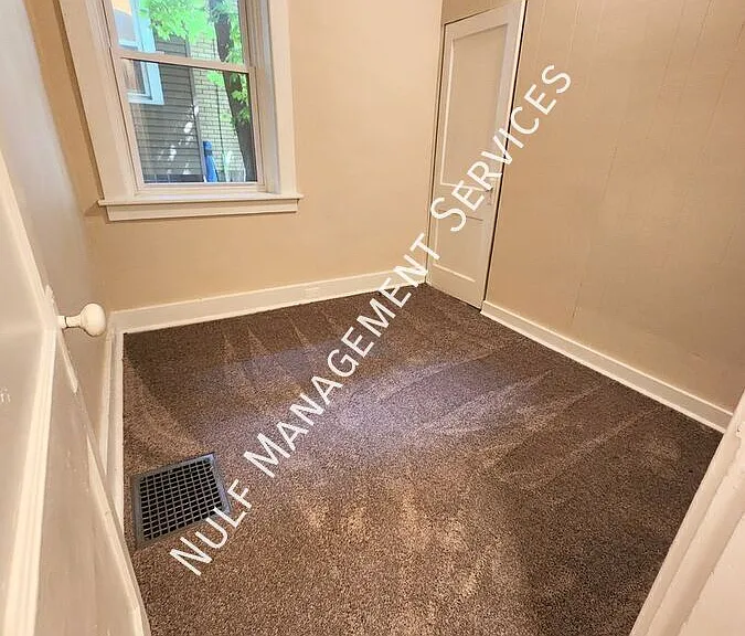 3332 Portola Ave #1 — Photo 5