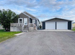 502 Illinois Ave, Valier, MT 59486