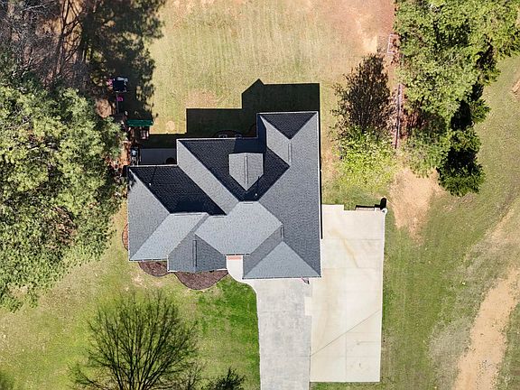 2nd image of 159 Three Oaks Dr