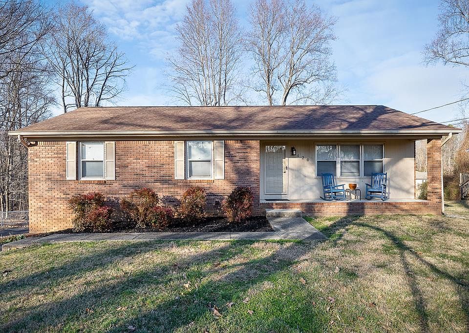1st image of 420 Dogwood Cir