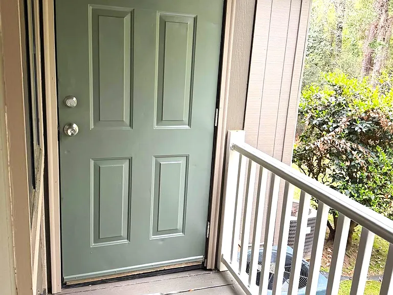 31 Canterbury Ct — Photo 45