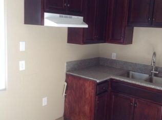 894 W G St, Colton, CA 92324