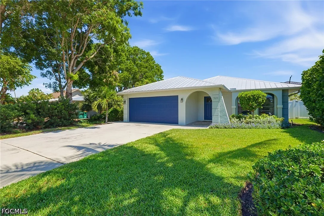 3 bed, 2.0 bath, 1432 sqft, $11,000 — Photo 1