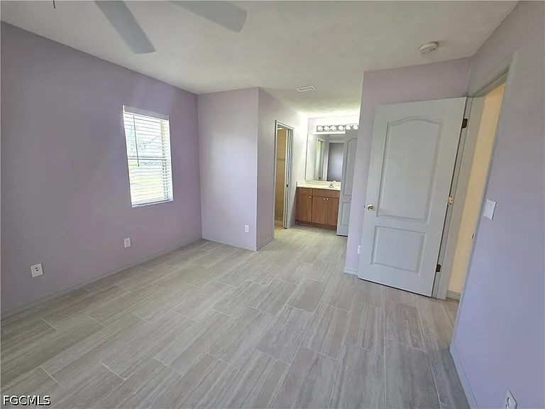4614 SW 9th Pl — Photo 24