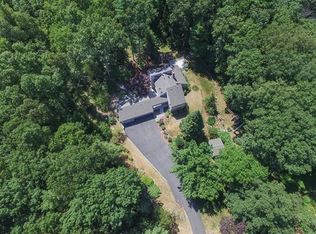 42 Sheffield Rd, Boxford, MA 01921