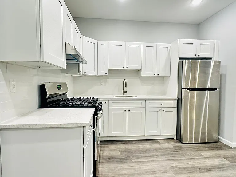 67 Market St #203 — Photo 2