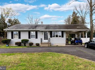 155 W Oak Rd, Vineland, NJ 08360