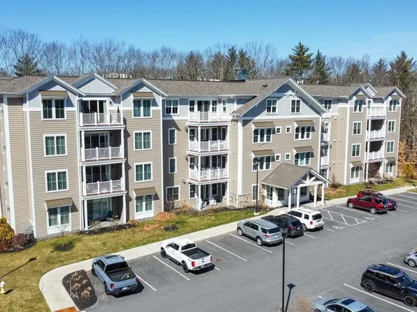 24 Willey Creek Road #104, Exeter, NH 03833