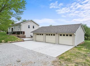 20423 NE 162nd St, Kearney, MO 64060