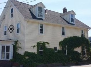 6 Angle St, Gloucester, MA 01930