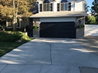 10979 S Segovia Cir, Sandy, UT 84094