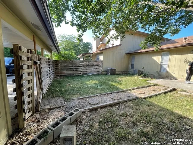 14412 Castlebury Dr — Photo 10