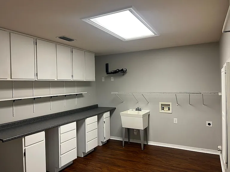 1750 Hunters Ridge Dr W — Photo 13