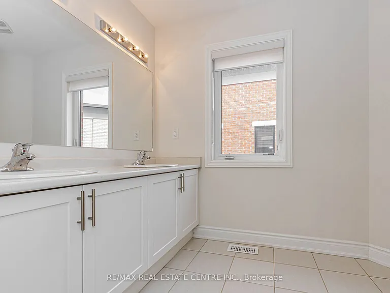 3 Marvin Ave — Photo 32