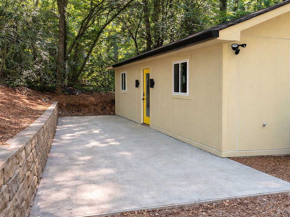 1st image of 3348 Mountain Hollow Dr #A
