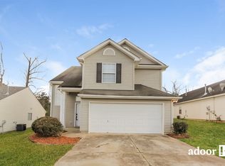 826 Almora Dr, Charlotte, NC 28216