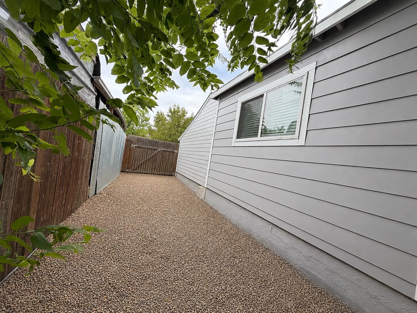 1840 Portland St — Photo 2