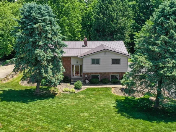 11836 Kenyon Dr, Hiram, OH 44234