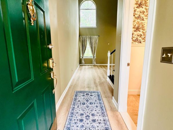 222 Long Meadow Rd, Bedminster, NJ