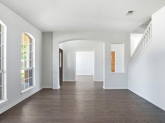 5th image of 8631 Shakespeare Ln