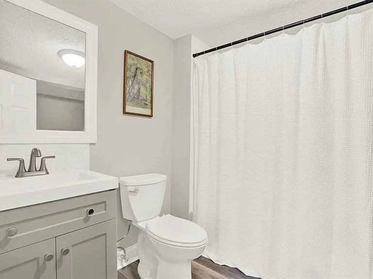 1707 E New Orleans Ave — Photo 13