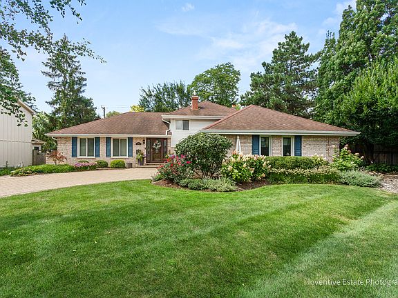 2nd image of 286 Stonegate Rd