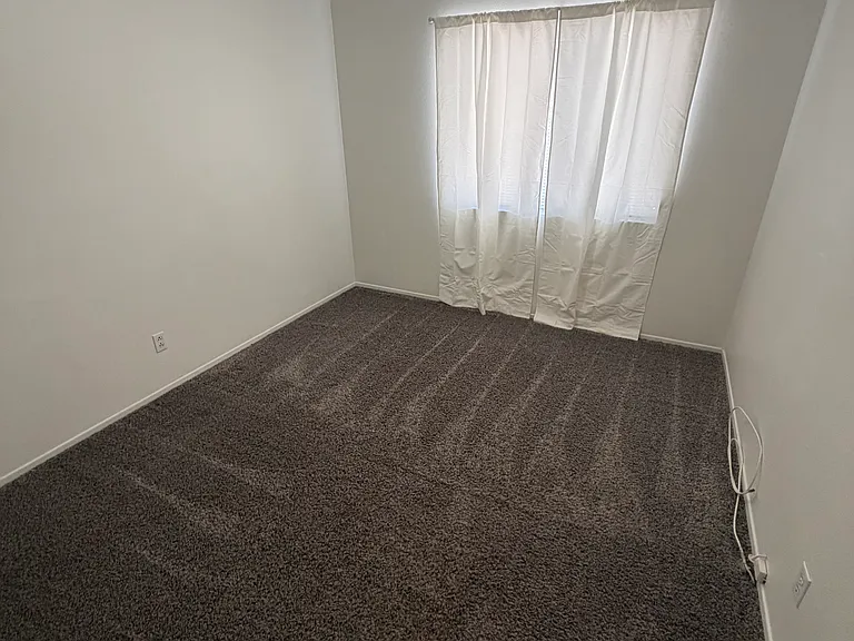 42219 Brighton St — Photo 19