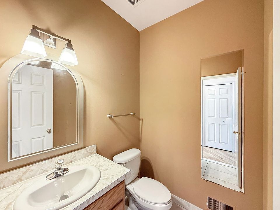 1400 Beaconsfield Ave, photo 11